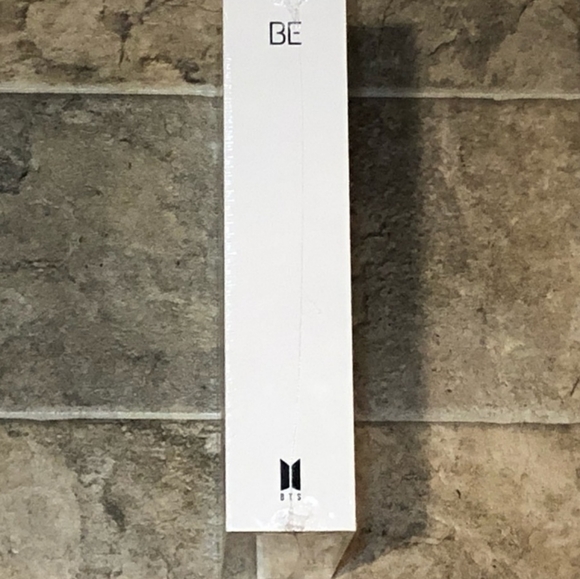 BE .....BTS - Picture 3 of 7